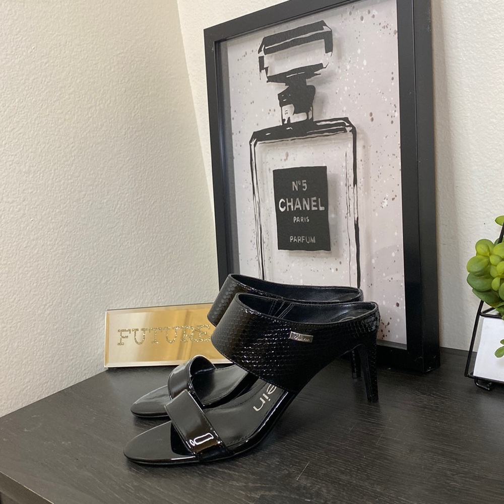 Black mules
